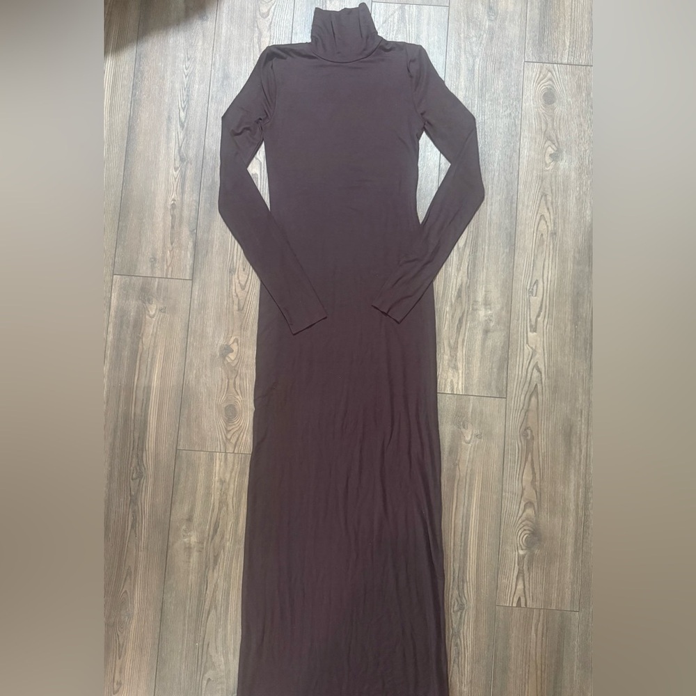 Eterne Long Sleeve Turtleneck Soft Jersey Maxi Dress Large Espresso USA Made